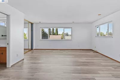 31342 Santa Fe Way, Union City, CA 94587 - Photo 5