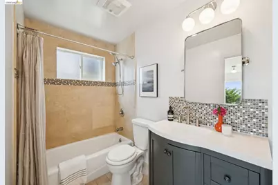 1329 Everett St, El Cerrito, CA 94530 - Photo 33