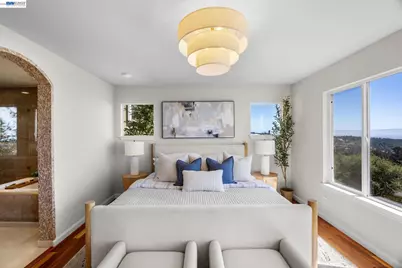 8249 Skyline Cir, Oakland, CA 94605 - Photo 19