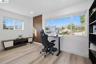 167 Lawton Dr, Milpitas, CA 95035 - Photo 31