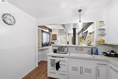 137 Viewmont Avenue, Vallejo, CA 94590 - Photo 31