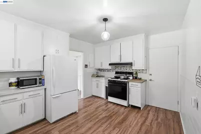 137 Viewmont Avenue, Vallejo, CA 94590 - Photo 27