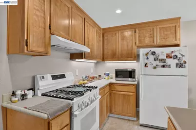 20843 Chester St, Castro Valley, CA 94546 - Photo 17