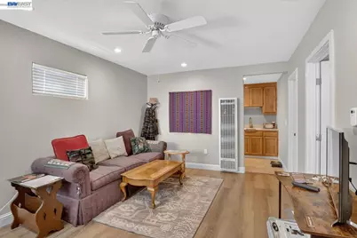 20843 Chester St, Castro Valley, CA 94546 - Photo 7