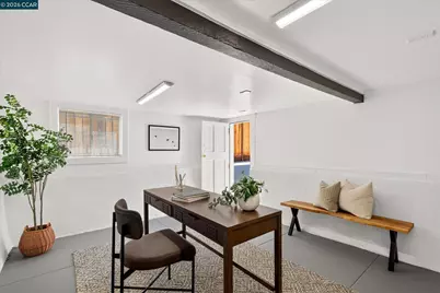 1017 56th St, Oakland, CA 94608 - Photo 25
