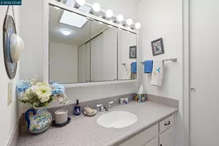 2424 Tice Creek Dr, Walnut Creek, CA 94595 - Photo 25