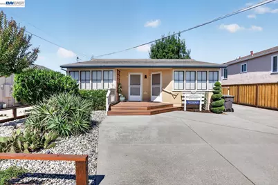 20835 Chester St, Castro Valley, CA 94546 - Photo 5