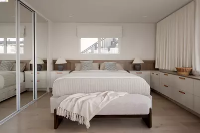 17440 Revello Dr, Pacific Palisades (los Angeles), CA 90272 - Photo 21