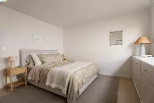 17440 Revello Dr, Pacific Palisades (los Angeles), CA 90272 - Photo 17