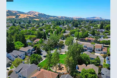 34 Elmwood Dr, San Ramon, CA 94583 - Photo 15