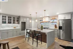 1084 Jamie Dr, Concord, CA 94518 - Photo 11