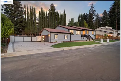 1084 Jamie Dr, Concord, CA 94518 - Photo 3