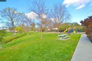 4608 Deercreek Ln, Concord, CA 94521 - Photo 57