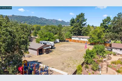 162 La Questa Dr, Danville, CA 94526 - Photo 53