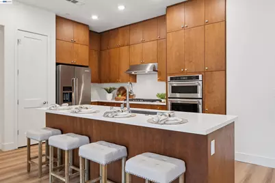 2339 Kinetic Cmn #209, Fremont, CA 94539 - Photo 3