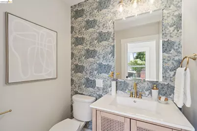 4187 Emerald Street, Oakland, CA 94609 - Photo 15