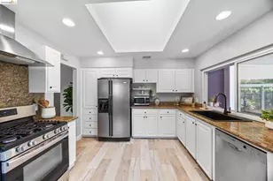 2715 Lyon Cir, Concord, CA 94518 - Photo 9