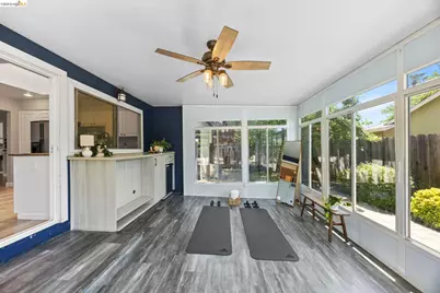 2715 Lyon Cir, Concord, CA 94518 - Photo 15