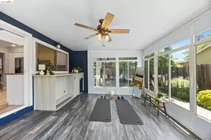 2715 Lyon Cir, Concord, CA 94518 - Photo 15