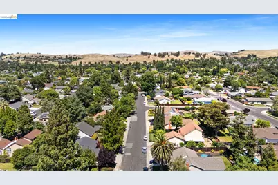 2715 Lyon Cir, Concord, CA 94518 - Photo 39