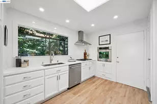 6957 Armour Dr, Oakland, CA 94611 - Photo 29