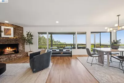 6957 Armour Drive, Oakland, CA 94611 - Photo 15