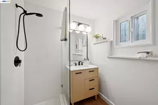 6957 Armour Dr, Oakland, CA 94611 - Photo 49