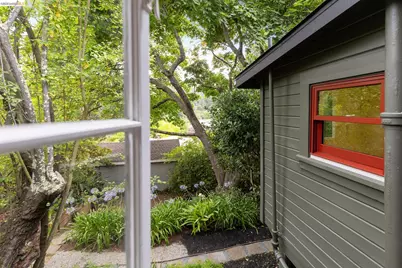 1101 Mountain Blvd, Oakland, CA 94611 - Photo 35