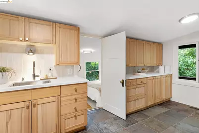 1101 Mountain Blvd, Oakland, CA 94611 - Photo 27