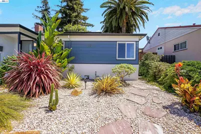 25826 Bryn Mawr Ave, Hayward, CA 94542 - Photo 9