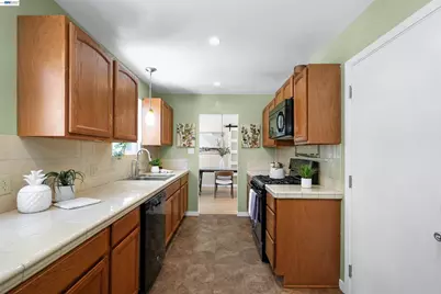 25826 Bryn Mawr Ave, Hayward, CA 94542 - Photo 25