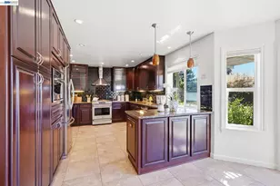 883 Dover Cir, Benicia, CA 94510 - Photo 9