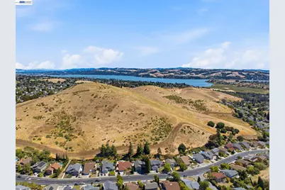883 Dover Cir, Benicia, CA 94510 - Photo 53