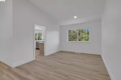 1709 Yellowstone Dr, Antioch, CA 94509 - Photo 11