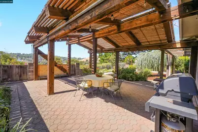 2535 Francis Dr, Pinole, CA 94564 - Photo 33