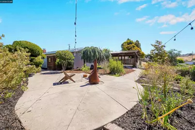 2535 Francis Dr, Pinole, CA 94564 - Photo 47