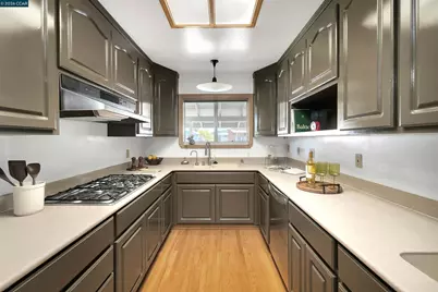 2535 Francis Dr, Pinole, CA 94564 - Photo 15