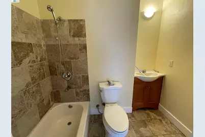 9826 C St, Oakland, CA 94603 - Photo 5