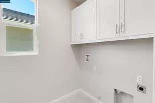 136 Davisco Dr, Oakley, CA 94561 - Photo 29