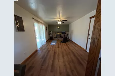 4397 Palo Verde Dr, Pittsburg, CA 94565 - Photo 17