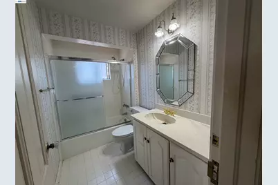 1409 San Antonio Ave, Alameda, CA 94501 - Photo 9