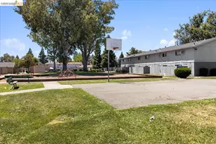 200 Del Luz Ct, Fairfield, CA 94533 - Photo 25