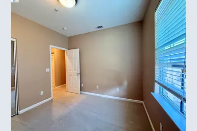 550 Summer Ln, Richmond, CA 94806 - Photo 35