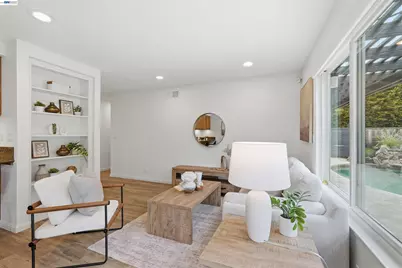 7629 Elderwood Court, Cupertino, CA 95014 - Photo 17