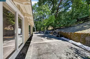 3 Shadow Creek Ln, Orinda, CA 94563 - Photo 9