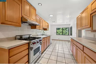 3 Shadow Creek Ln, Orinda, CA 94563 - Photo 19