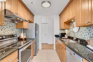 322 Hanover Ave, Oakland, CA 94606 - Photo 15