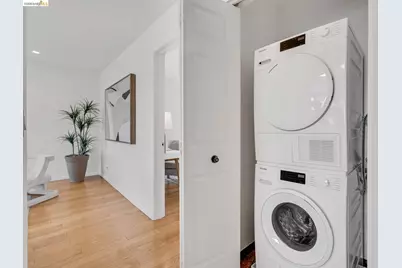 322 Hanover Ave #512, Oakland, CA 94606 - Photo 33