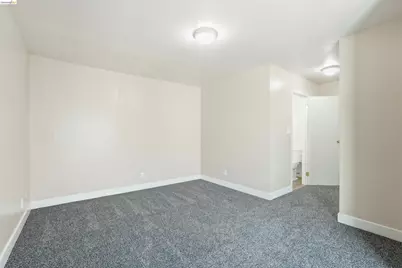 1072 View Dr, Richmond, CA 94803 - Photo 25