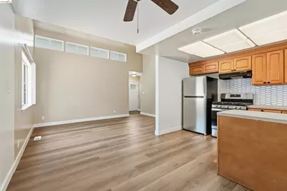 1072 View Dr, Richmond, CA 94803 - Photo 11